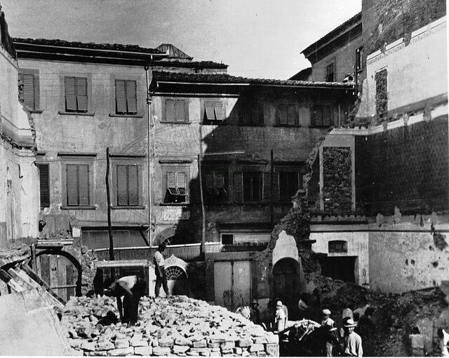 Costruzione dell’asse Via Roma - Via Crispi