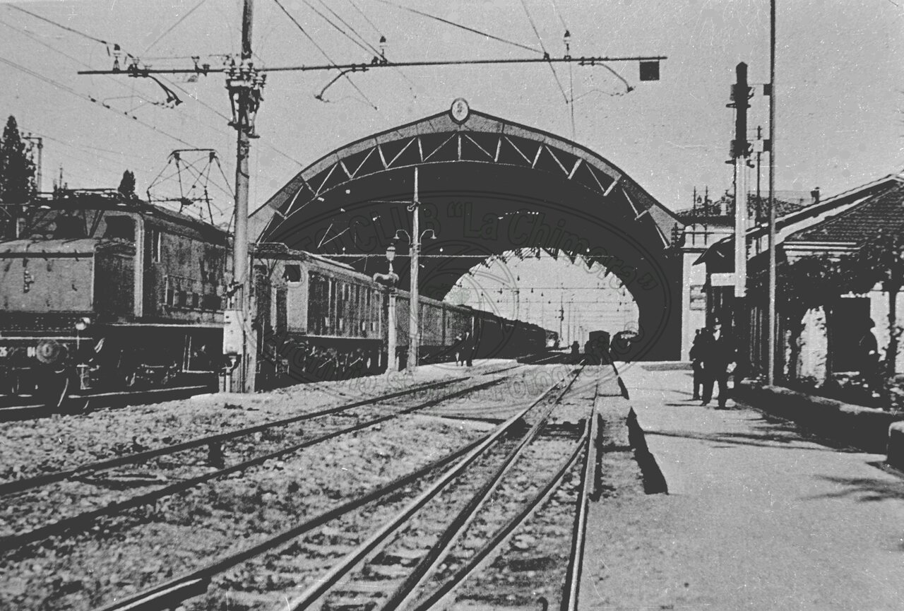 Treno in stazione