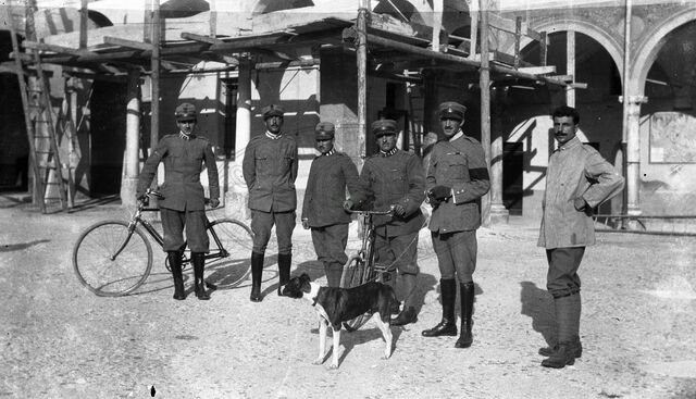 Militari