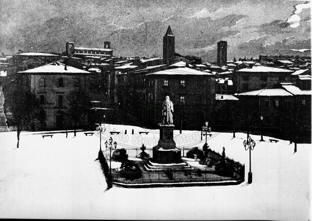 Piazza Guido Monaco