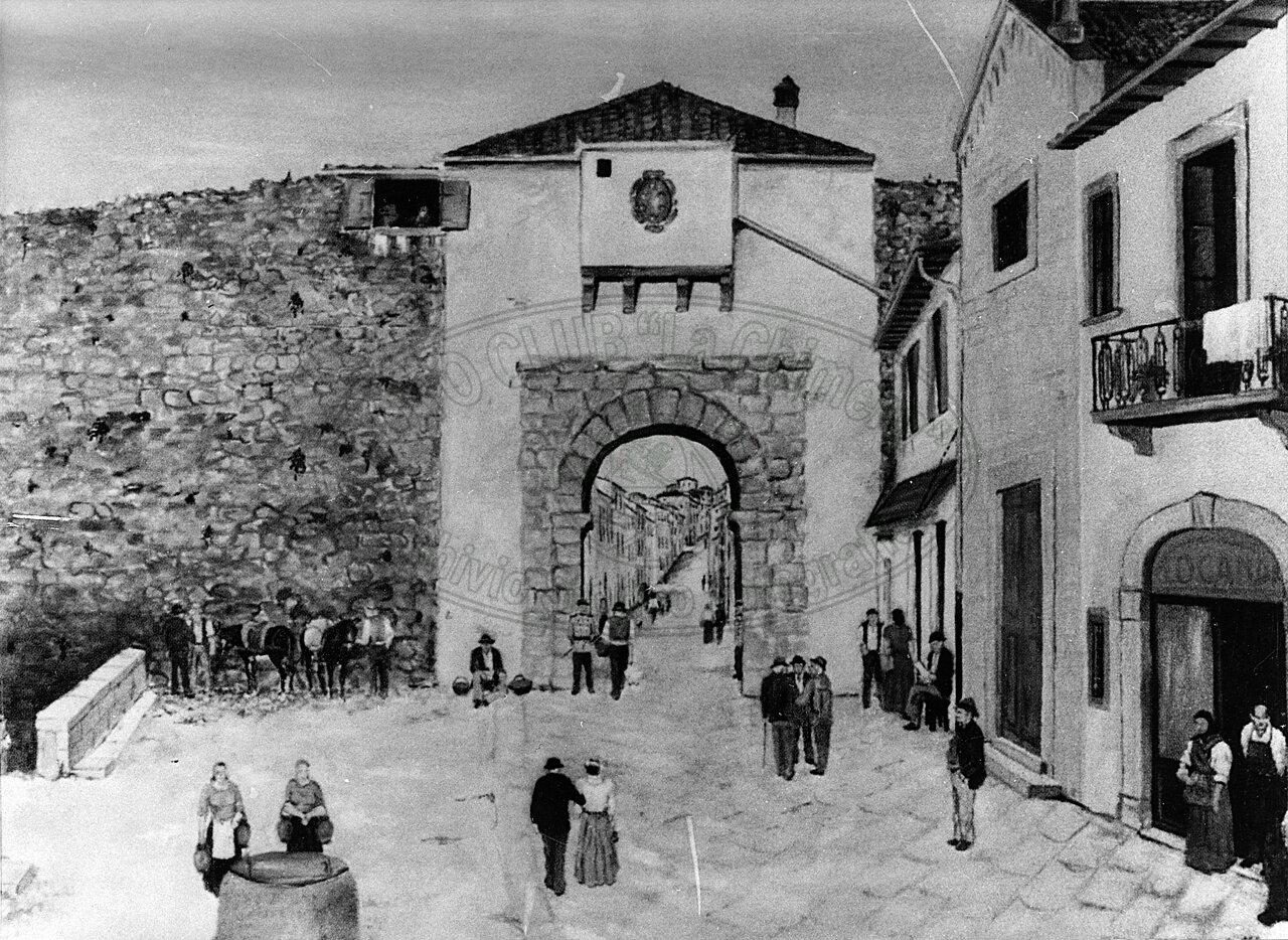Porta Crucifera