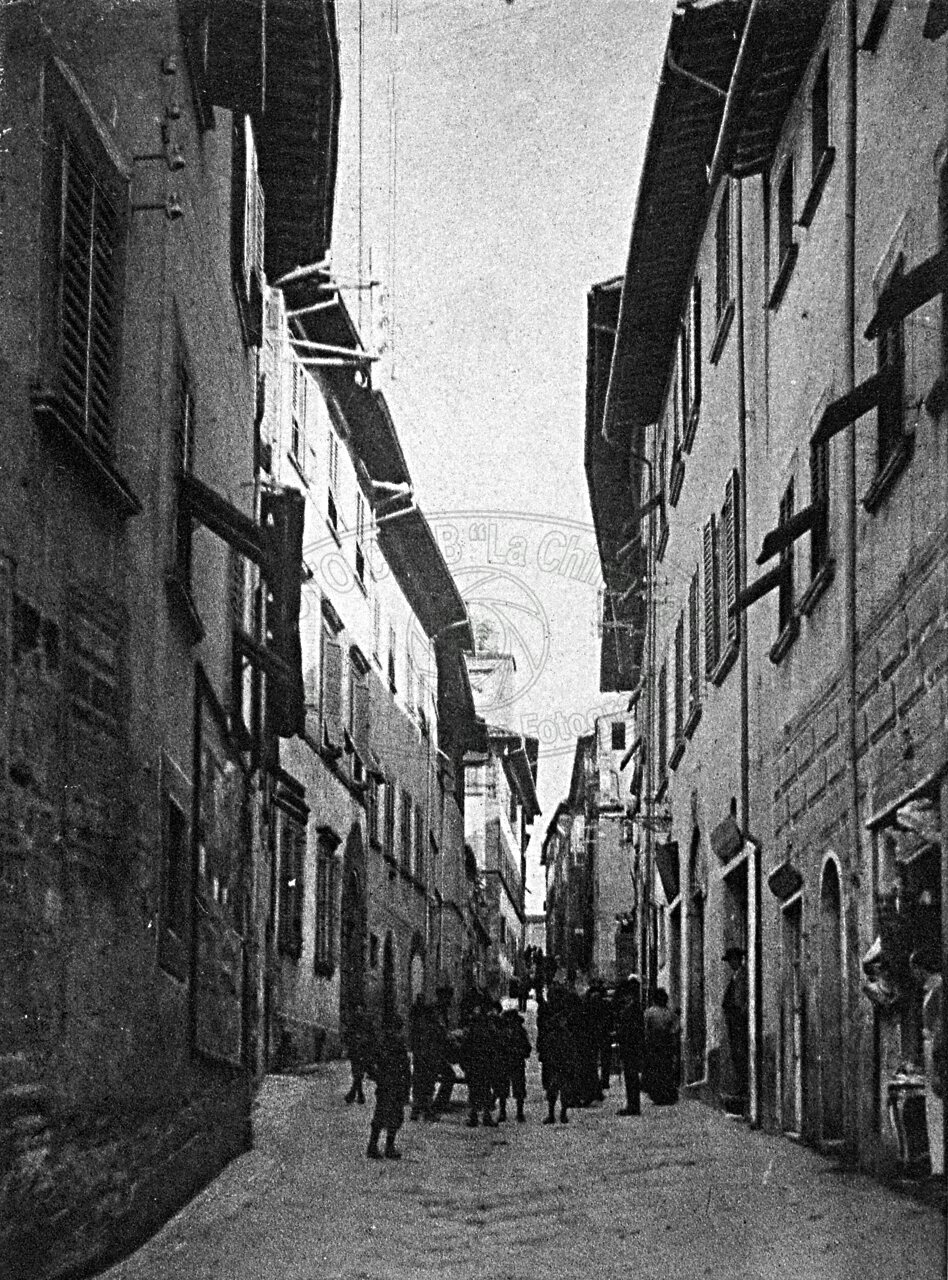 Via Cesalpino (già Piaggia di S. Piero)