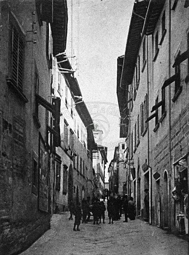 Via Cesalpino (già Piaggia di S. Piero)