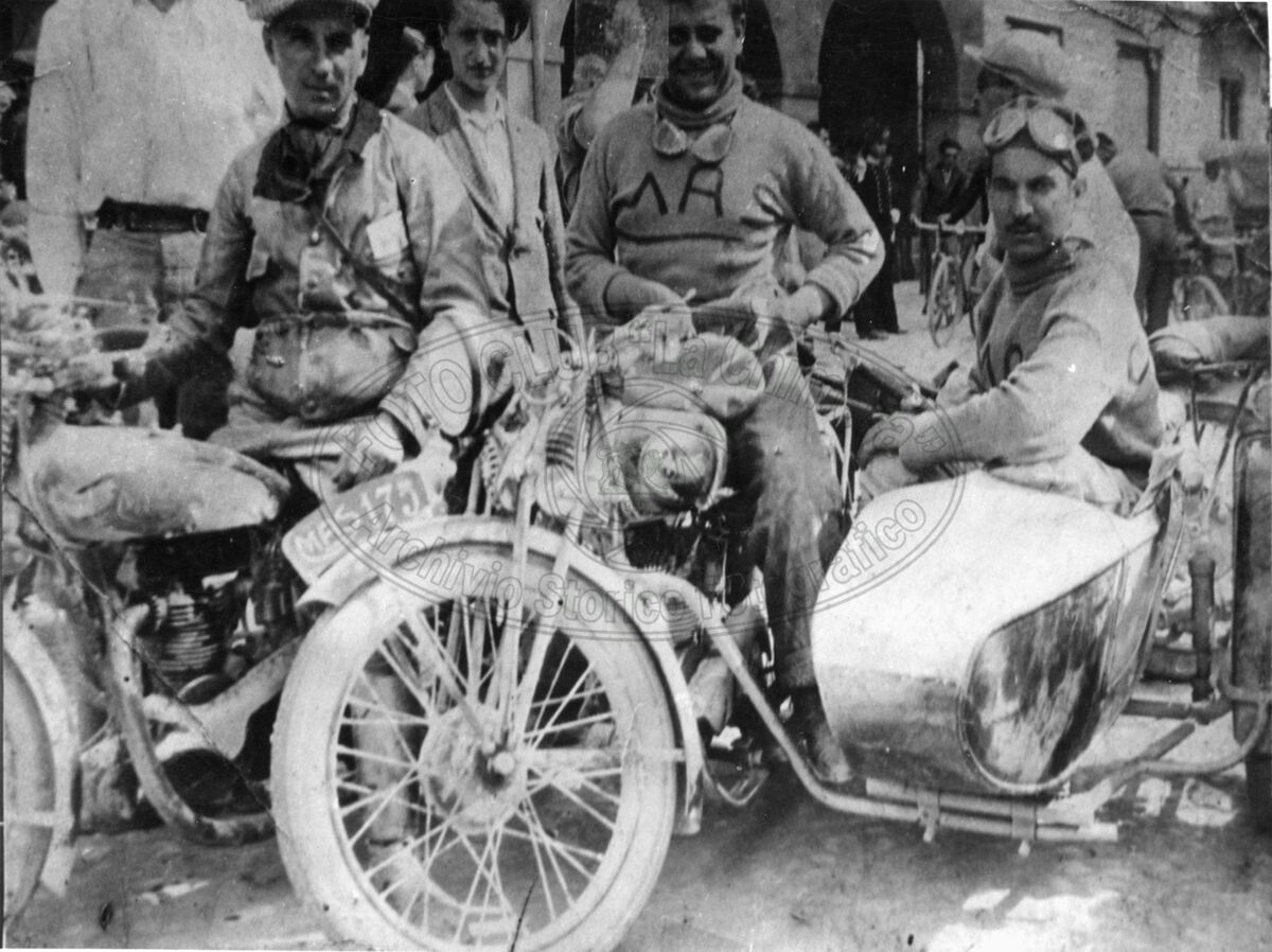 Gara di regolarità per motociclette