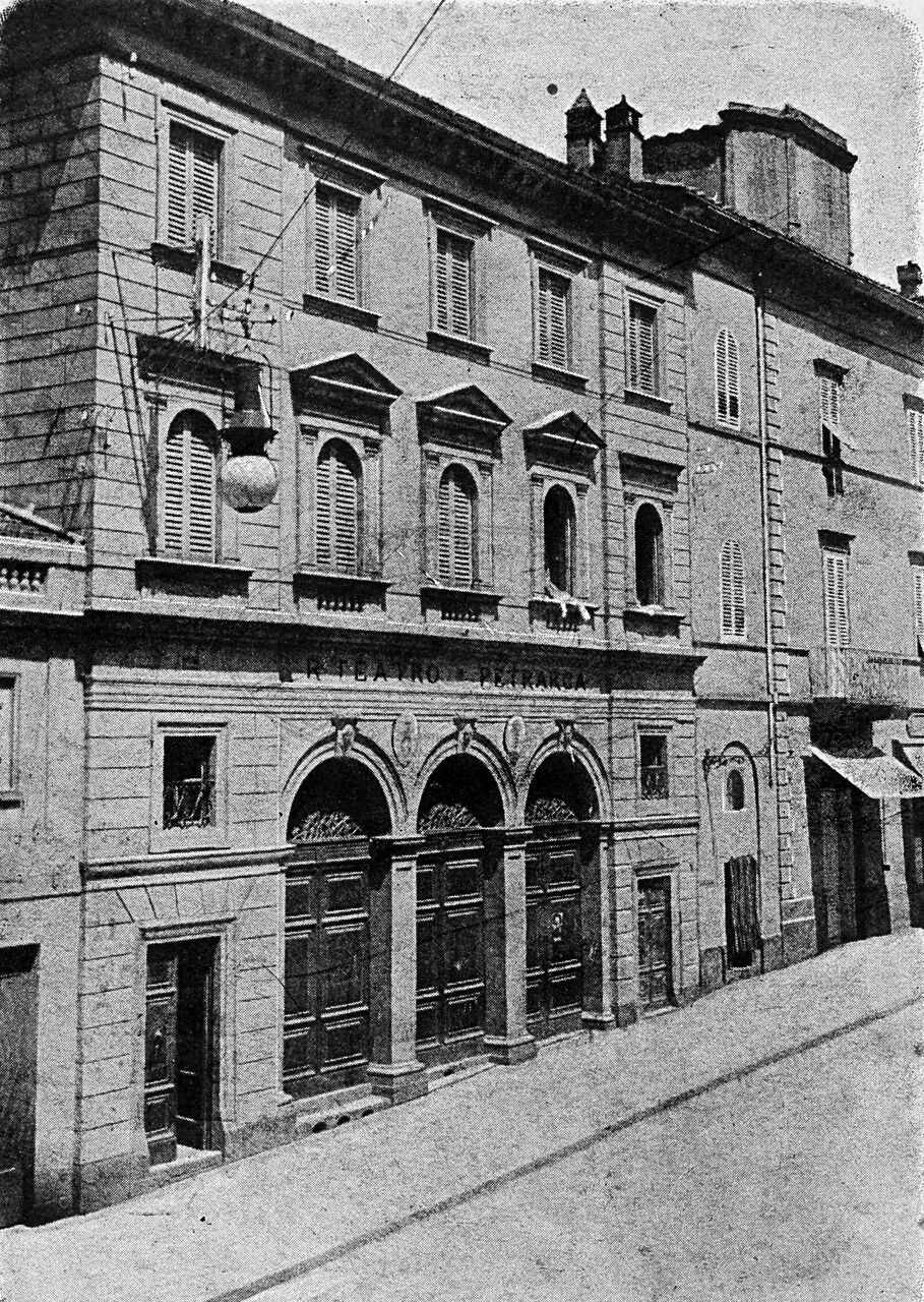 R. Teatro Petrarca