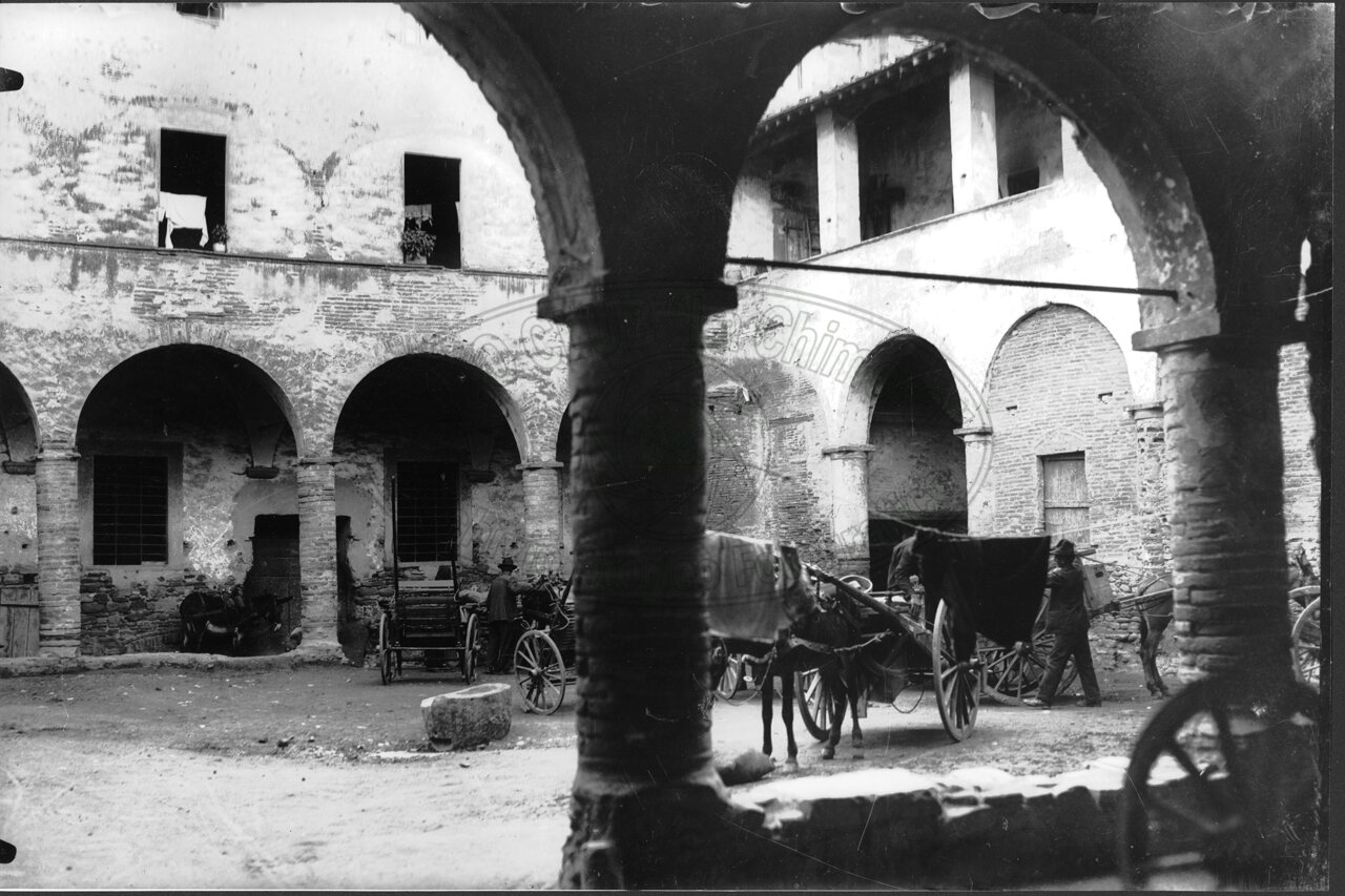 Interno del “Conventaccio” in Via Porta Buja