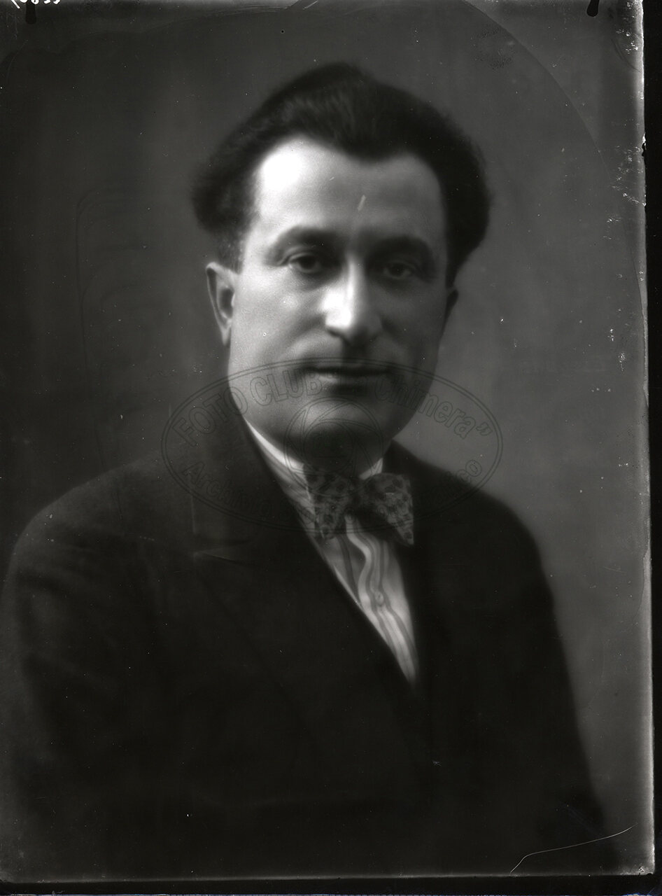 Ritratto Di Uomo