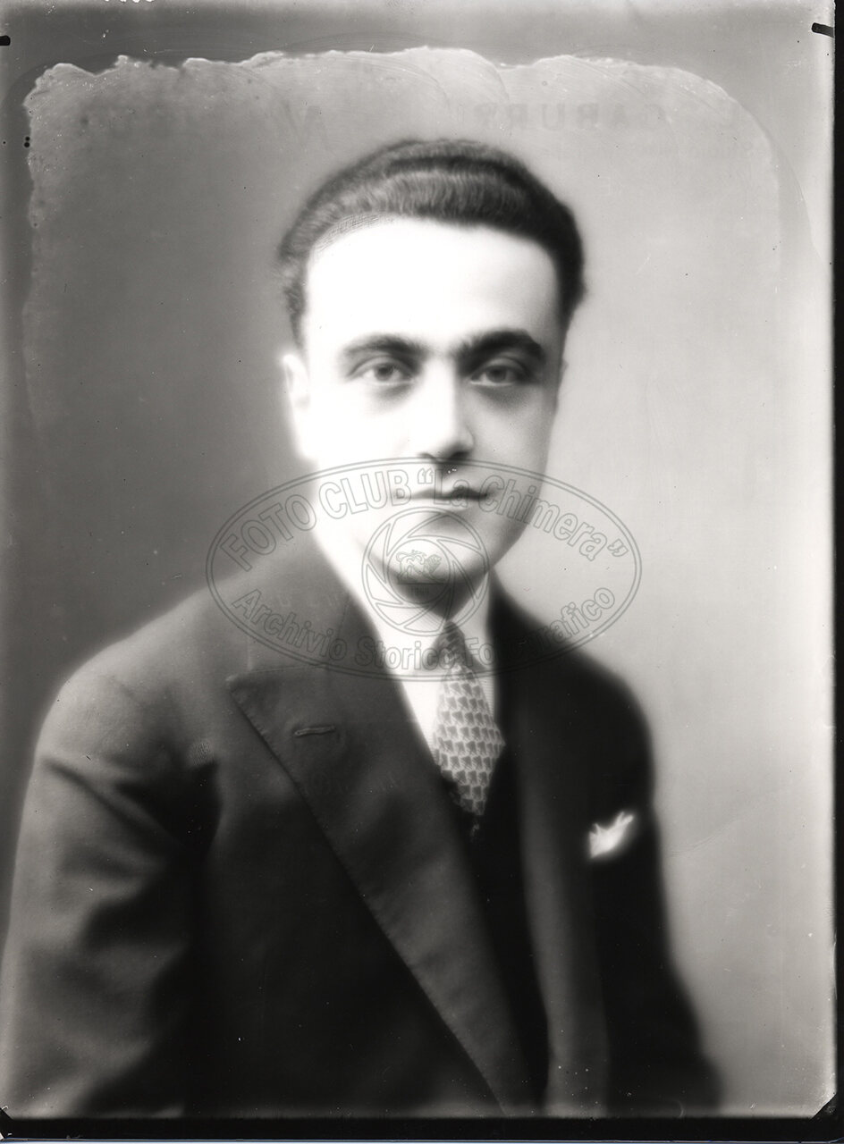 Ritratto Di Uomo