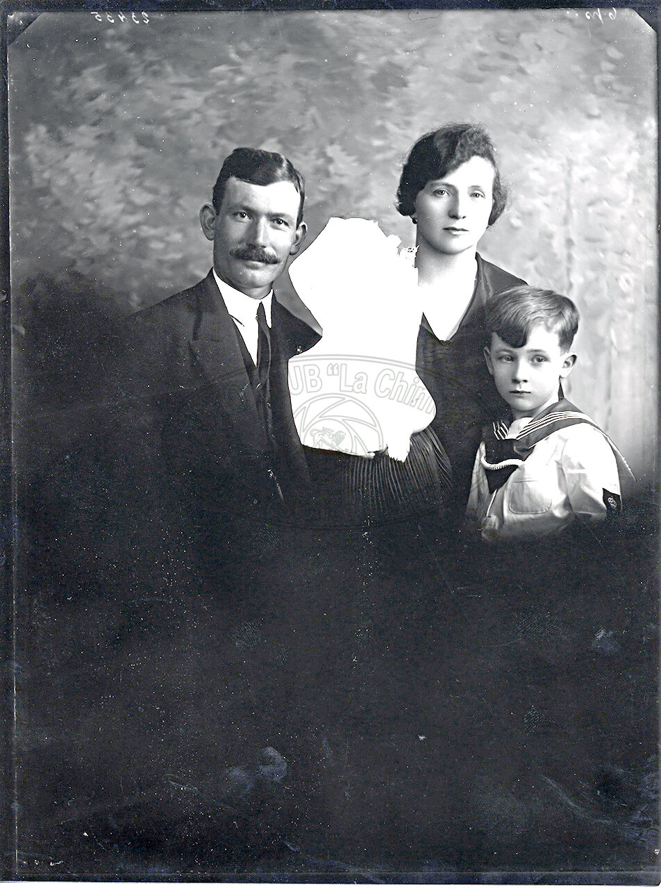 Ritratto Di Famiglia Con Bambini Corretta