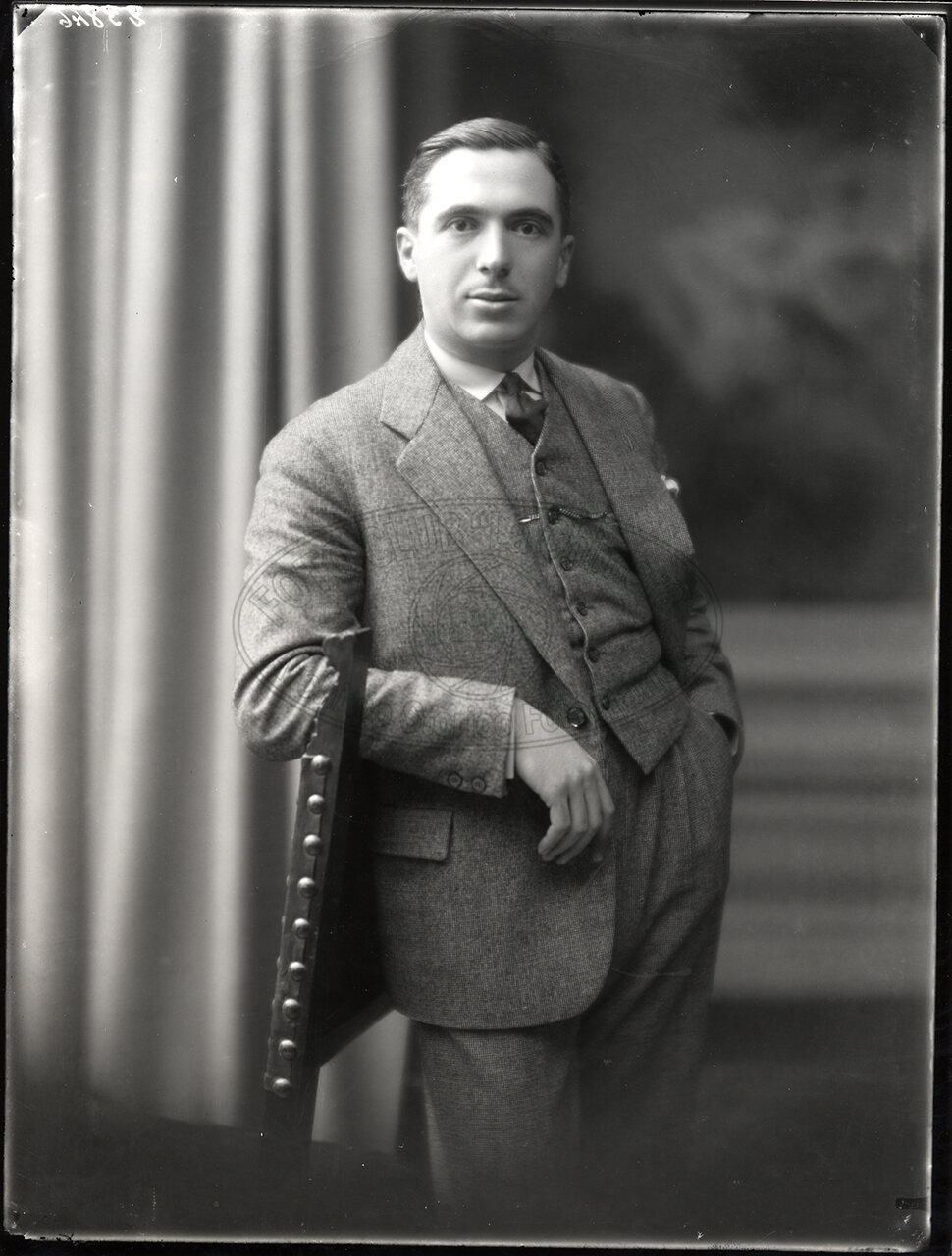 Ritratto Di Uomo