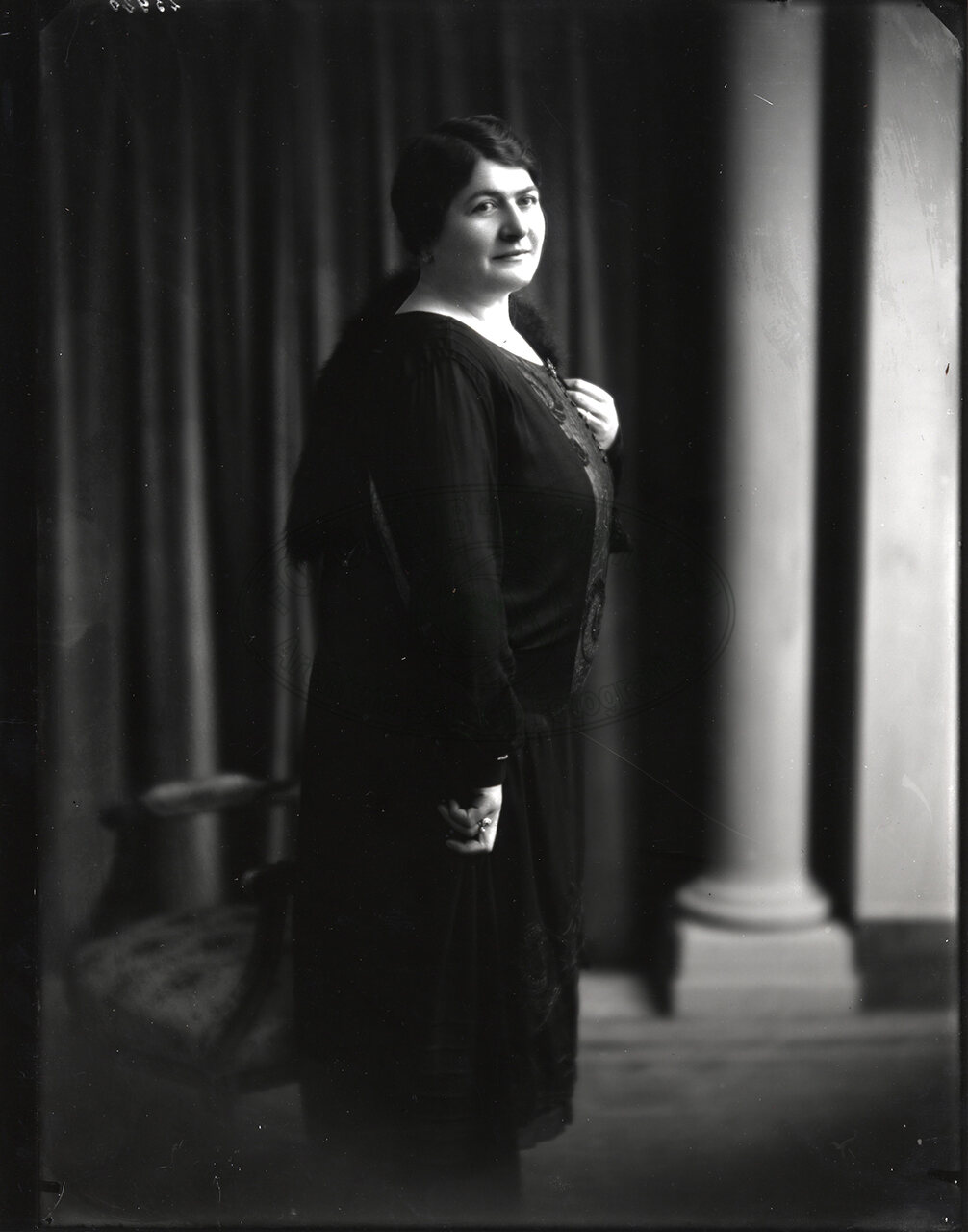 Ritratto Di Donna