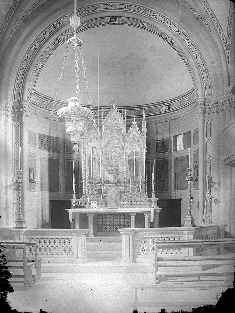 Cortona Chiesa Interno