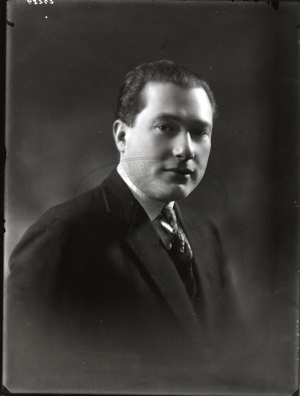 Ritratto Di Uomo