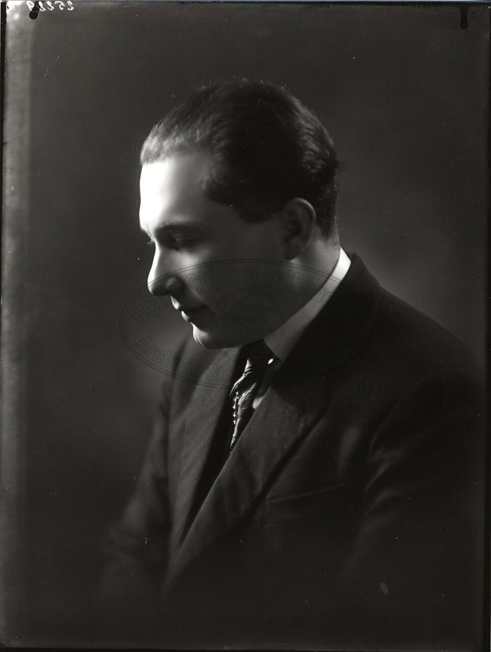 Ritratto Di Uomo