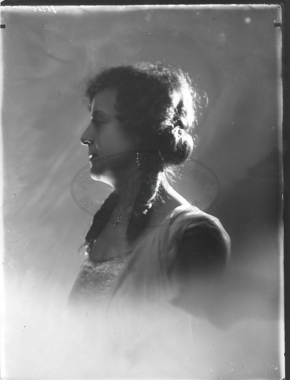 Ritratto Di Donna