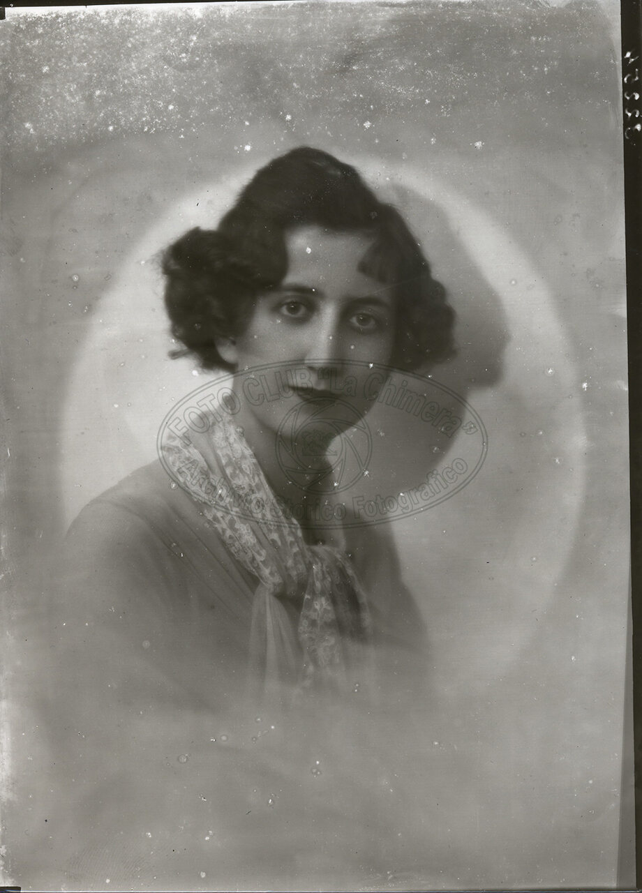 Ritratto Di Donna