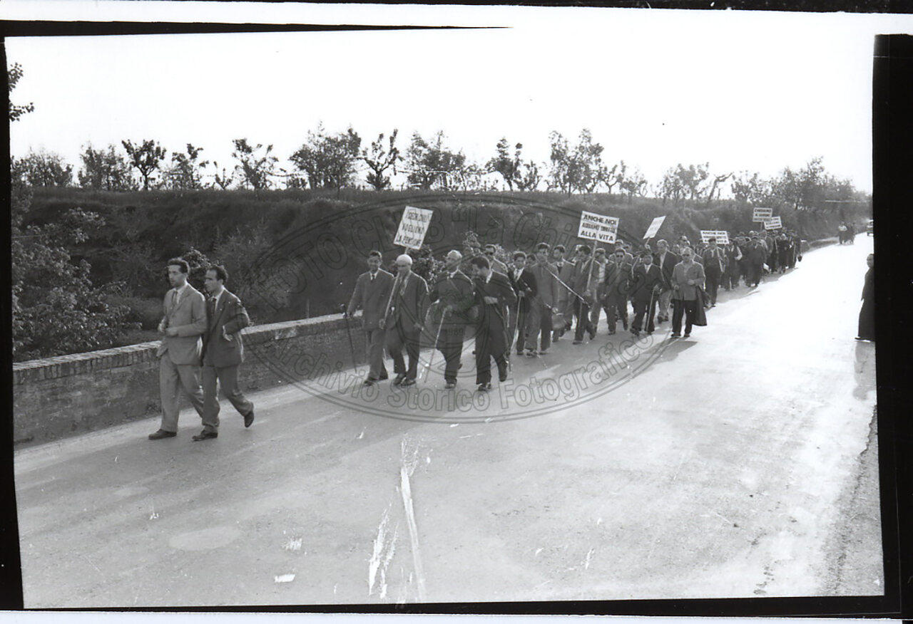 Manifestazione non vedenti 1954 B