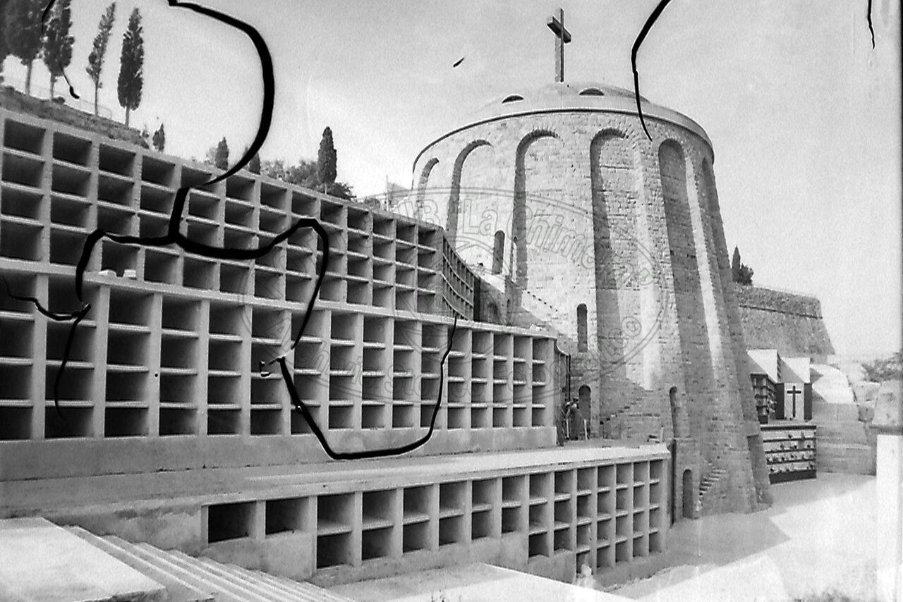 Arezzo Cimitero Veduta Parziale Di Destra Dei Nuovi Forni