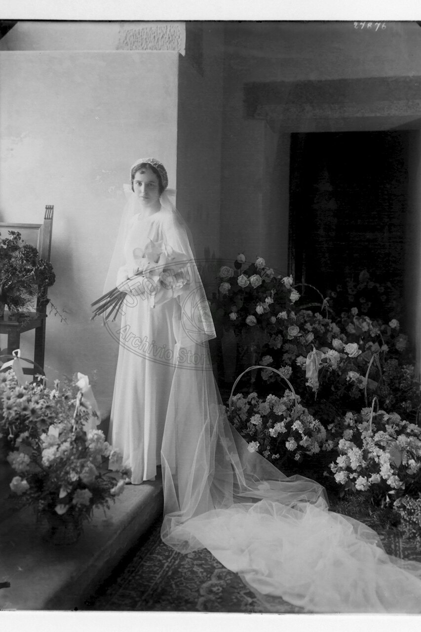 Ritratto Di Sposa