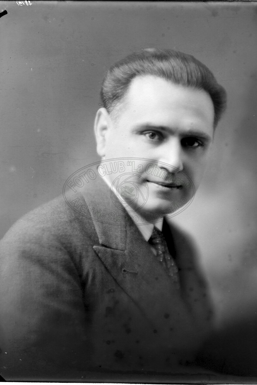 Ritratto Di Uomo