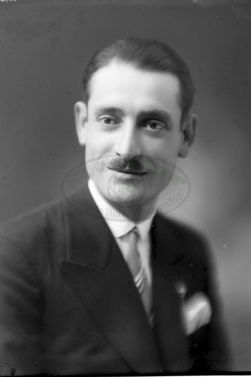 Ritratto Di Uomo