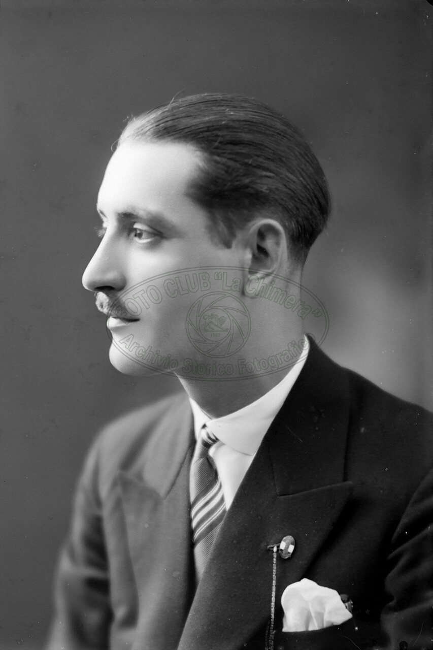 Ritratto Di Uomo