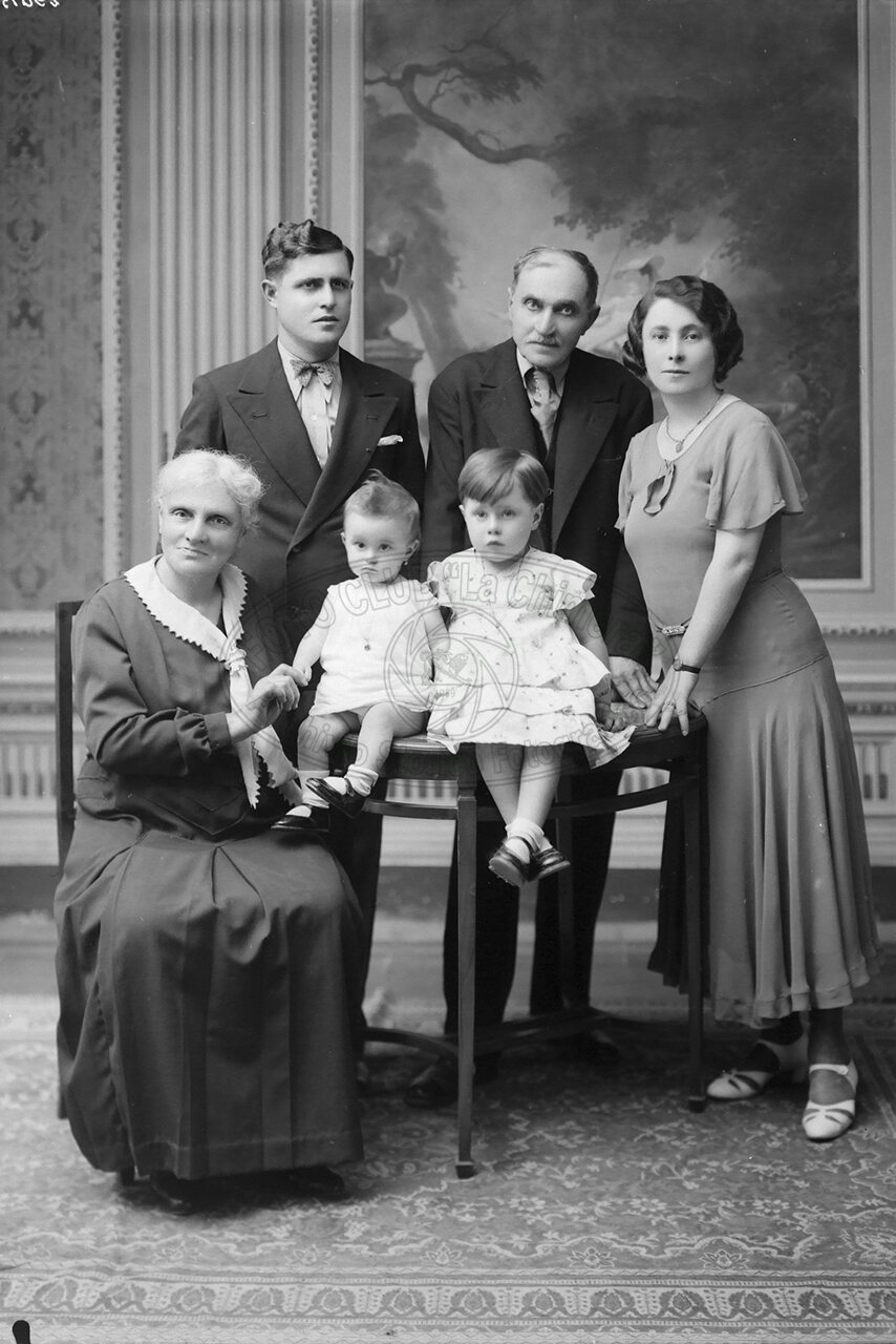 Gruppo Di Famiglia