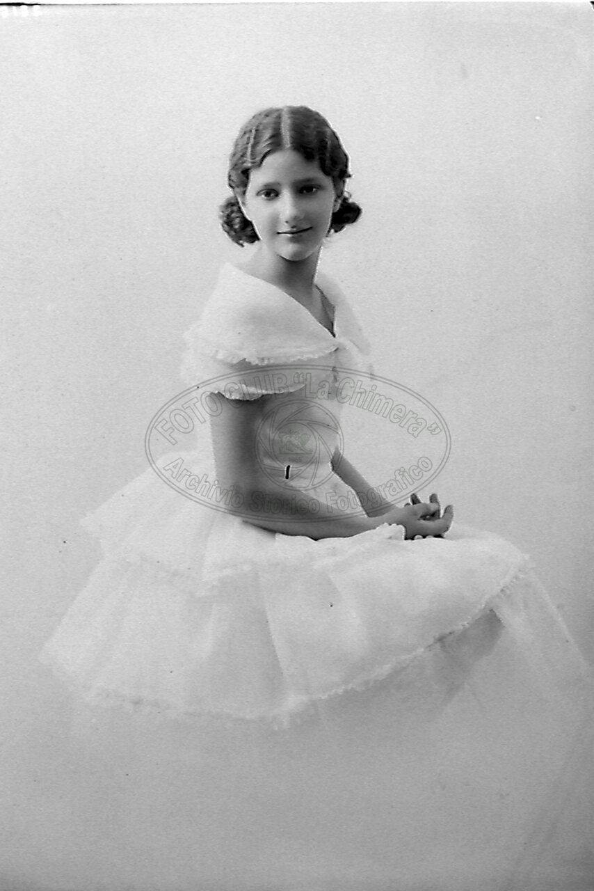Ritratto Di Donna