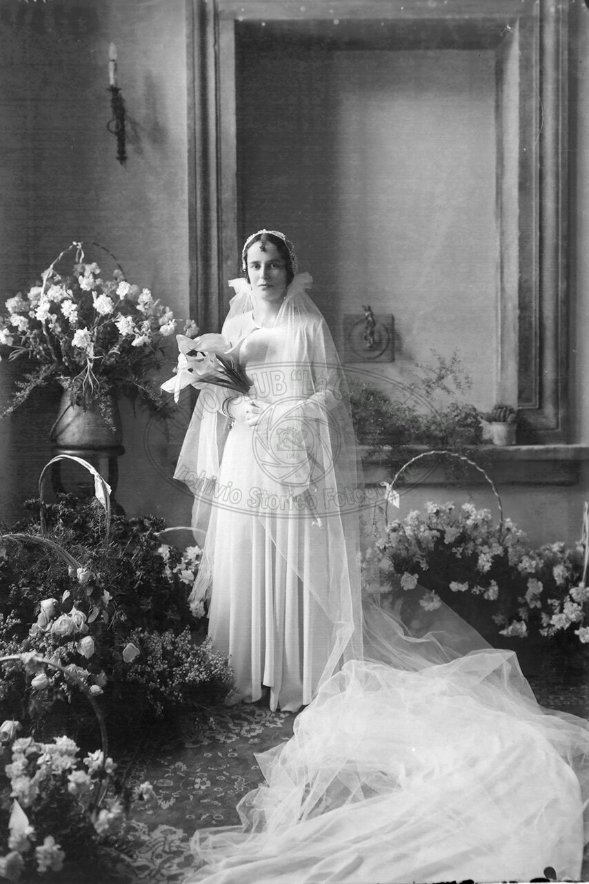 Ritratto Di Sposa