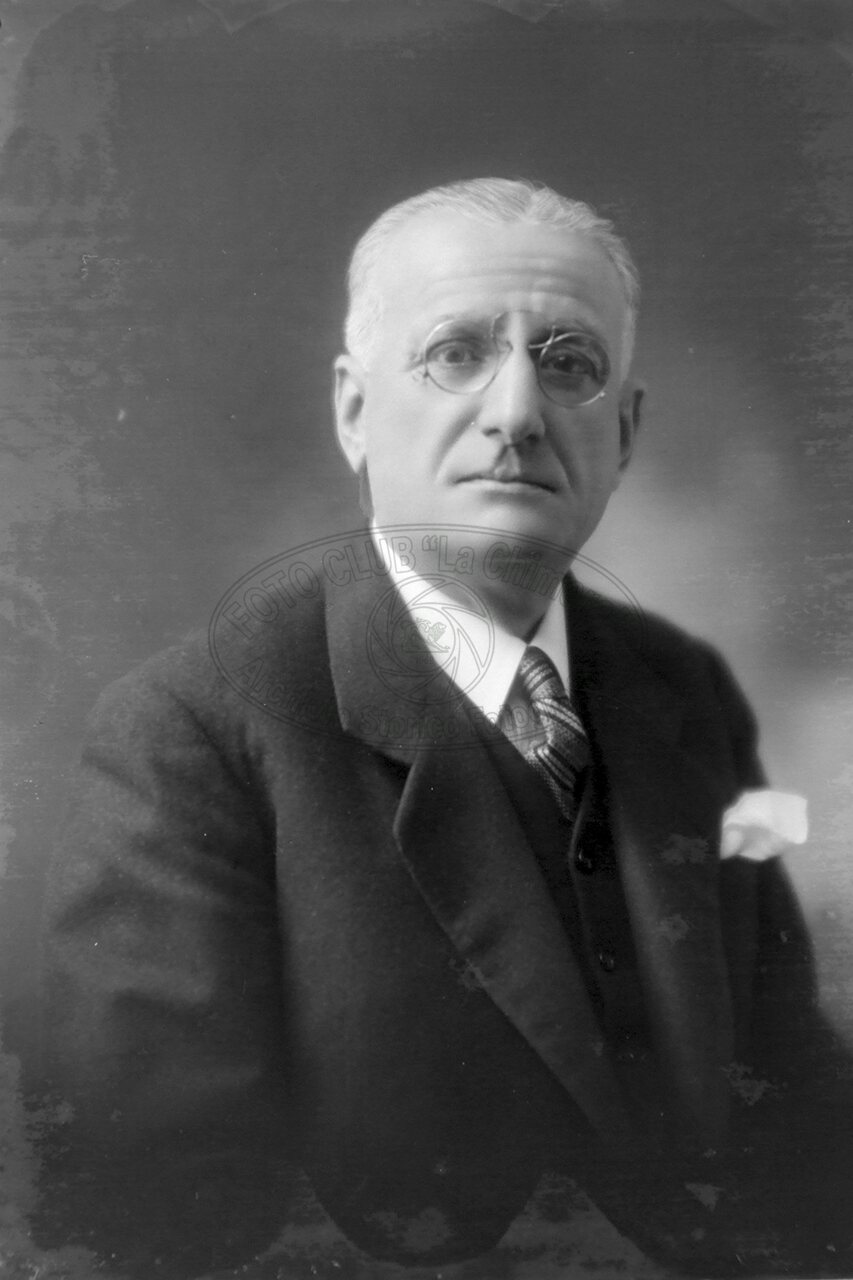 Ritratto Di Uomo