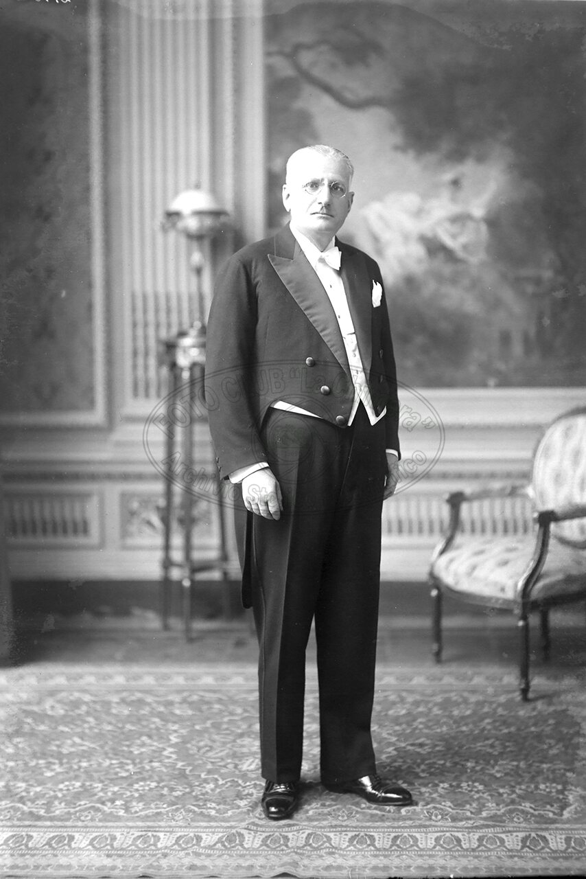 Ritratto Di Uomo