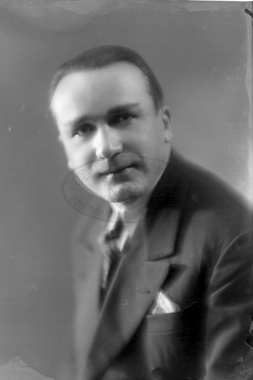 Ritratto Di Uomo