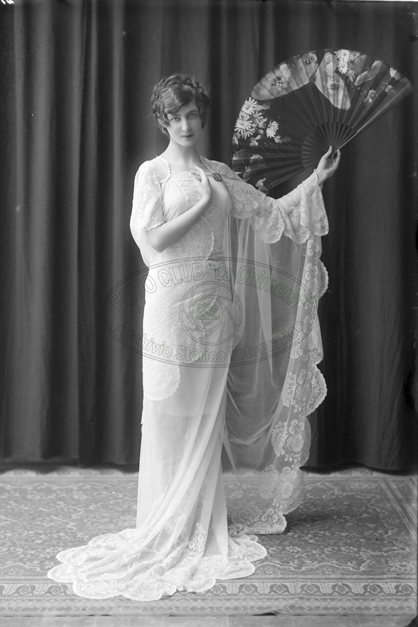 Ritratto Di Sposa