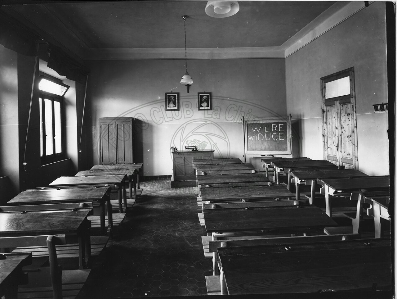 Arezzo San Firenze Scuole Elementari Un Aula