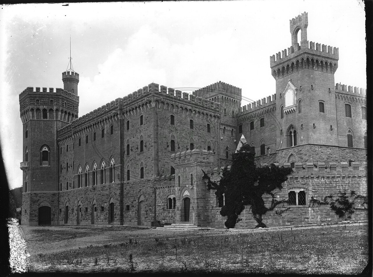 Castello Di Valenzano Facciata