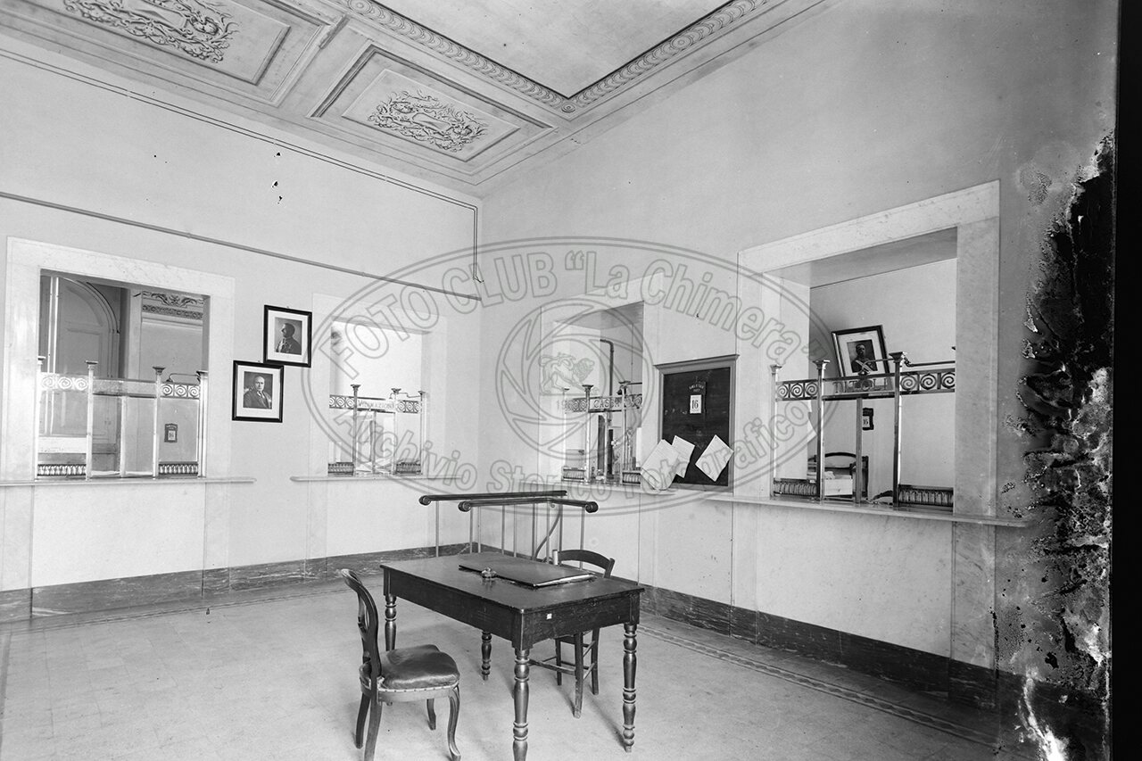Arezzo Interno Banca D Italiabsala Del Pubblico Sportelli