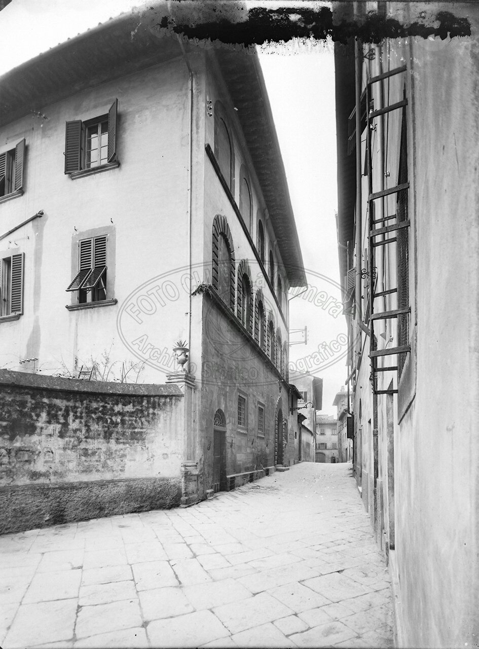 Arezzo Palazzo Istituto Nazionale Assicurazioni Gia Occhini