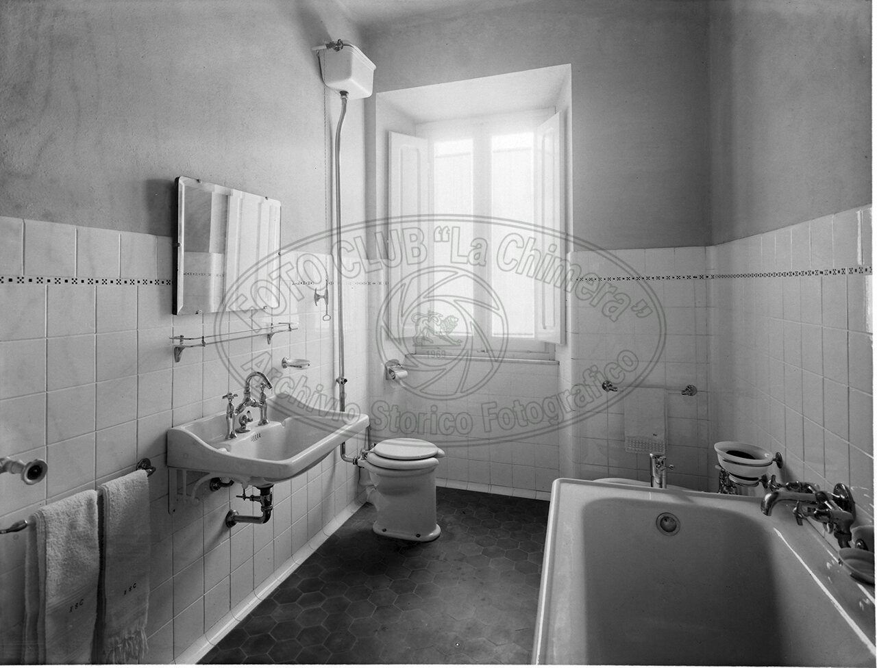 Clinica Delle Suore Del Sacro Cuore Di Gesu Bagno