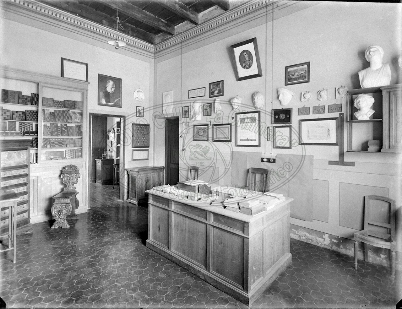 Stia R Scuola Laboratorio In Legno Direzione