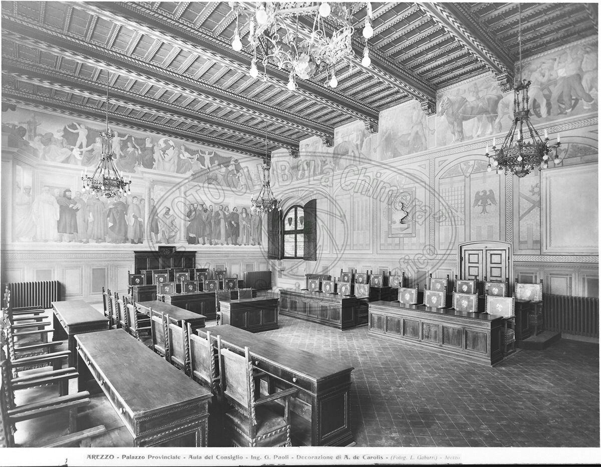 Arezzo Palazzo Provinciale Insieme Salone Verso Destra