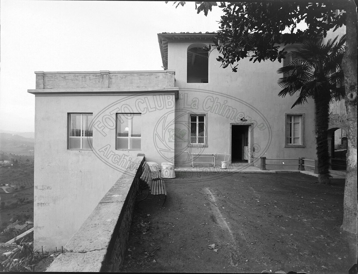 Poppi Ospedale Facciata E Ingresso Ricovero Mendicita