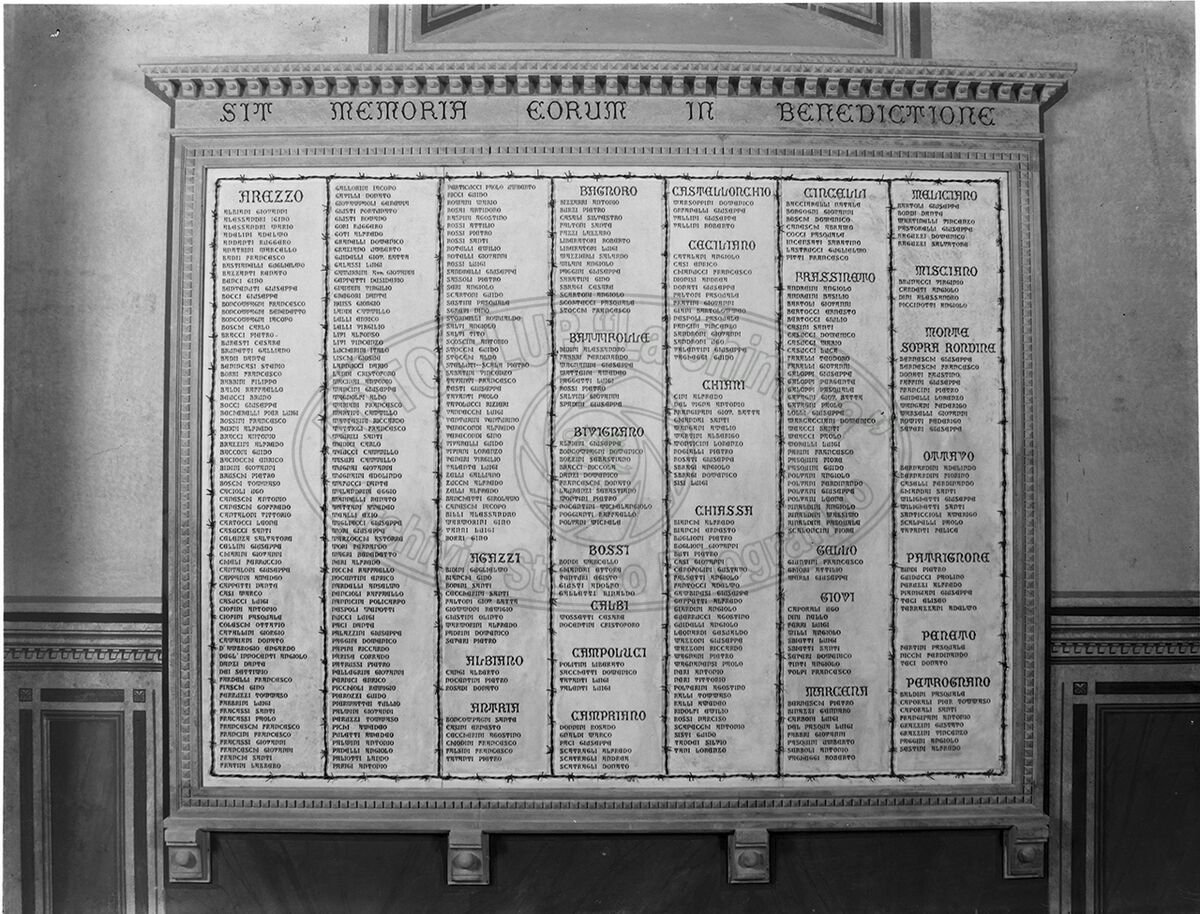 Arezzo Chiesa Di S Francesco Cappella Votiva Lapide Commemorativa Di Sinistra