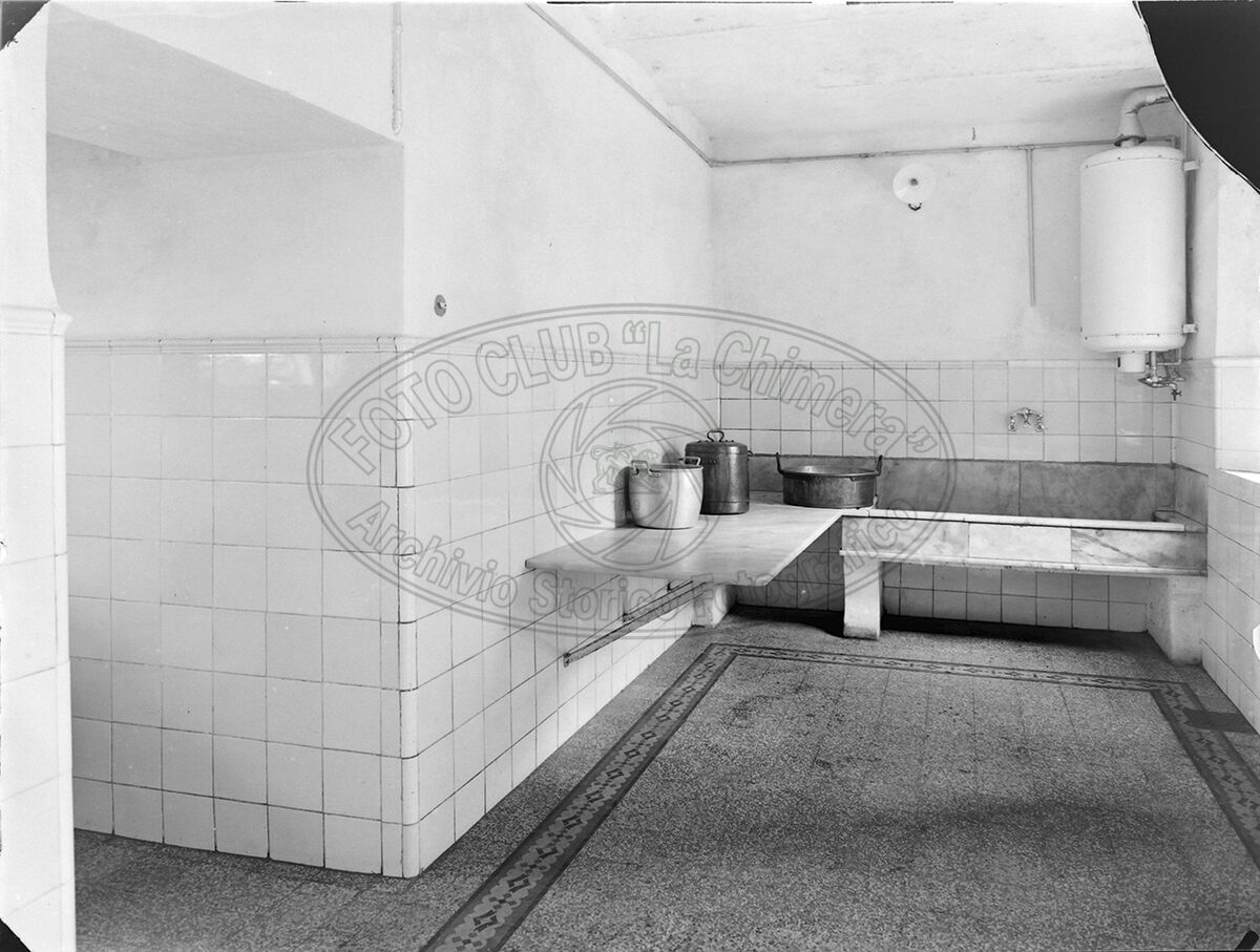 Arezzo Conservatorio S Caterina Acquaio Con Scalda Acqua