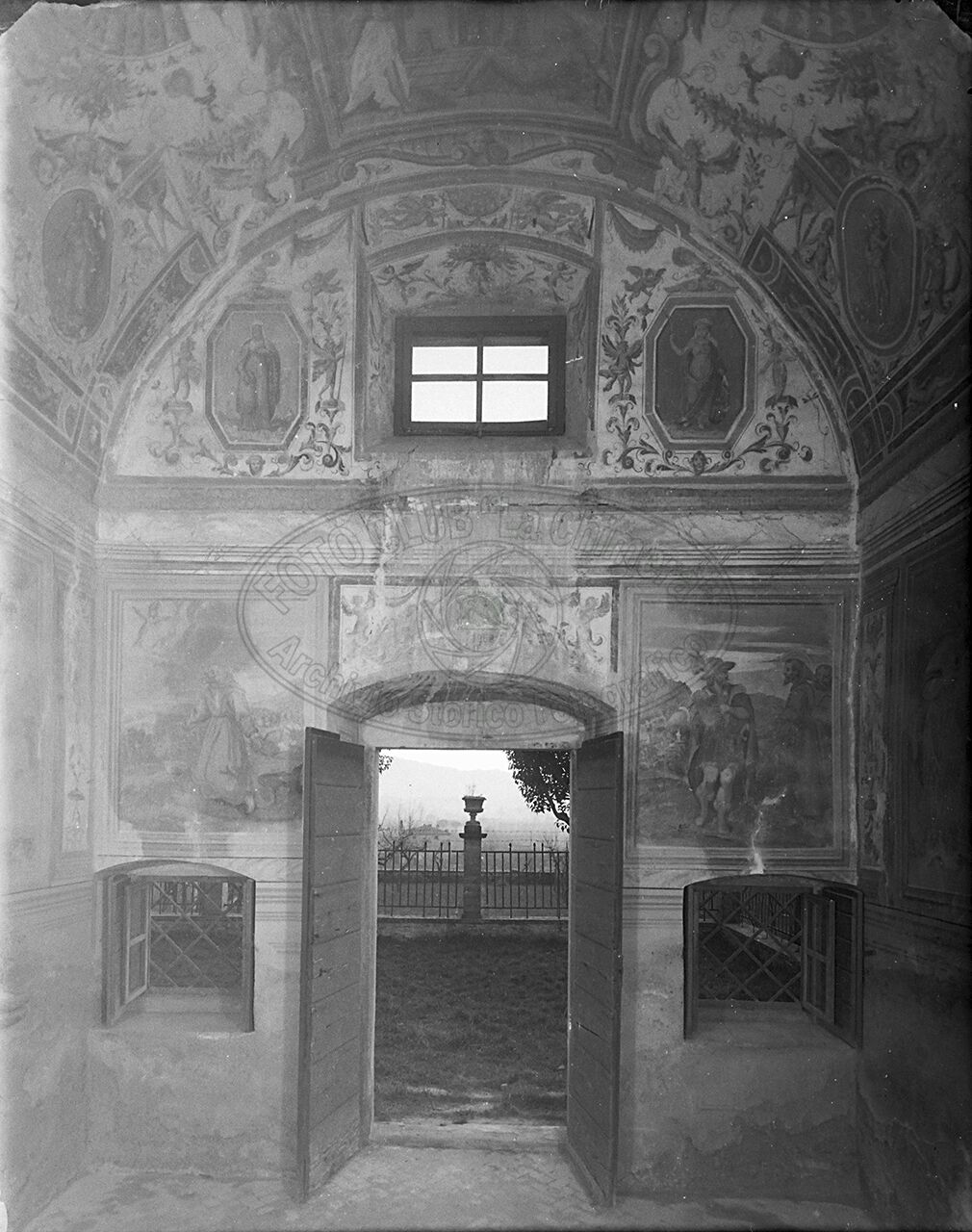 Orti Redi La Cappella Interno Porta D Ingressp Verso Mezzogiorno