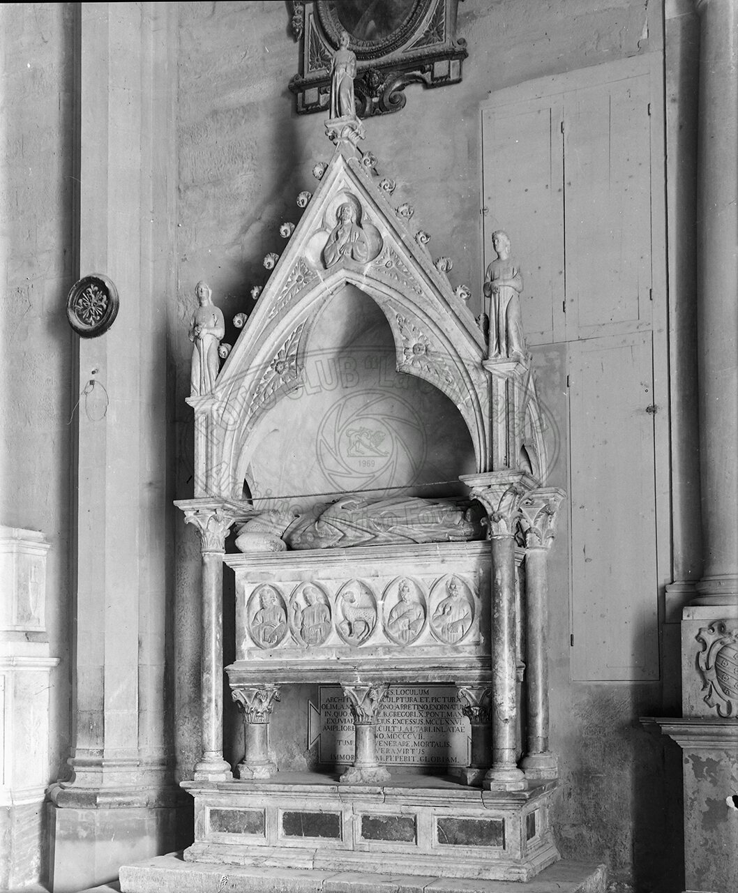 Senza Busta Chiesa