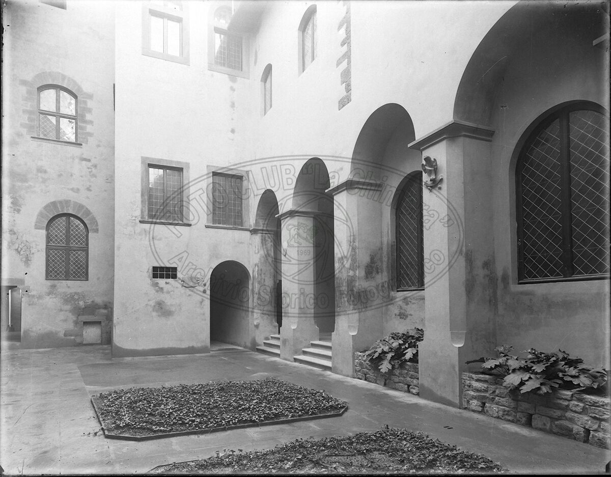 Senza Busta Palazzi