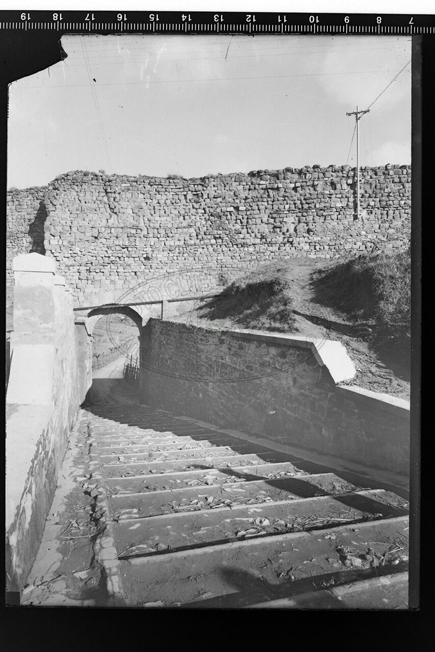 Arezzo particolare delle mura cittadine presso s domenico
