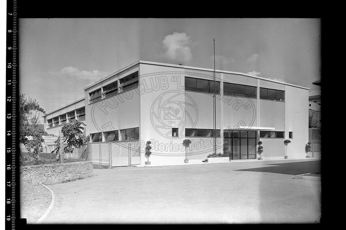 Arezzo veduta del palazzetto dello sport coni